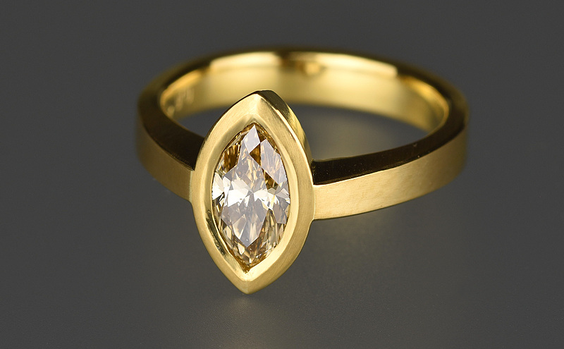 22ct Gold and Diamond ring 1315