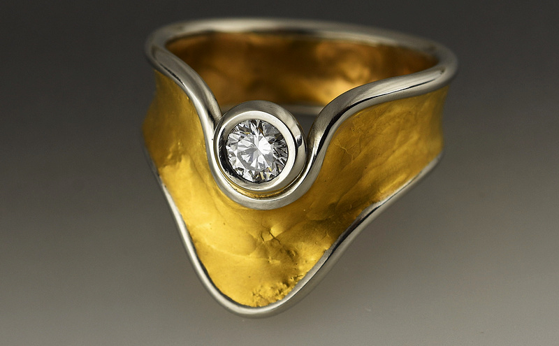 24ct Gold, Platinum and Diamond Ring 1433