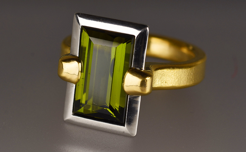 24ct Gold, Platinum and Tourmaline ring 3401