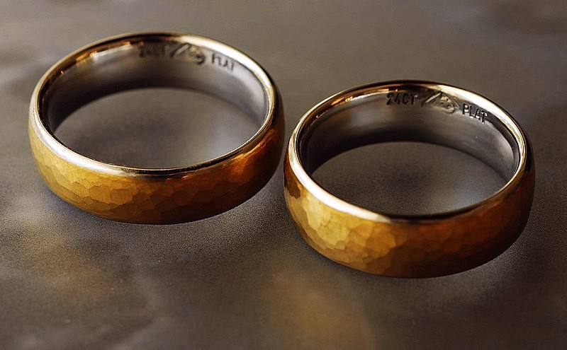 Platinum and 24ct Gold Rings No 9603